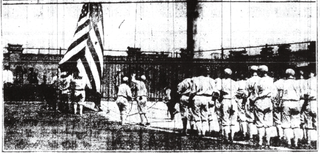 1918-06-12-White-Sox-flag-raising-ceremony-CDN